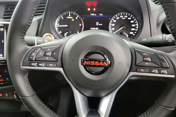 2025 Nissan Navara PRO-4X Warrior D23 4X4
