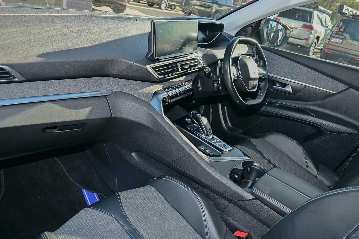 2021 Peugeot 3008 Allure P84
