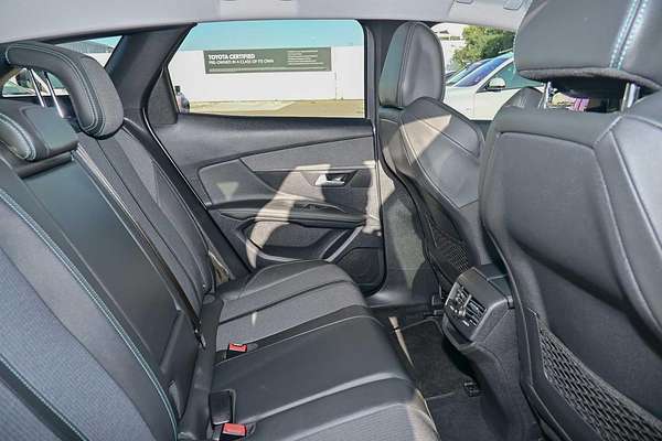 2021 Peugeot 3008 Allure P84