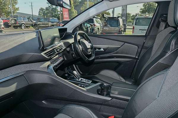 2021 Peugeot 3008 Allure P84