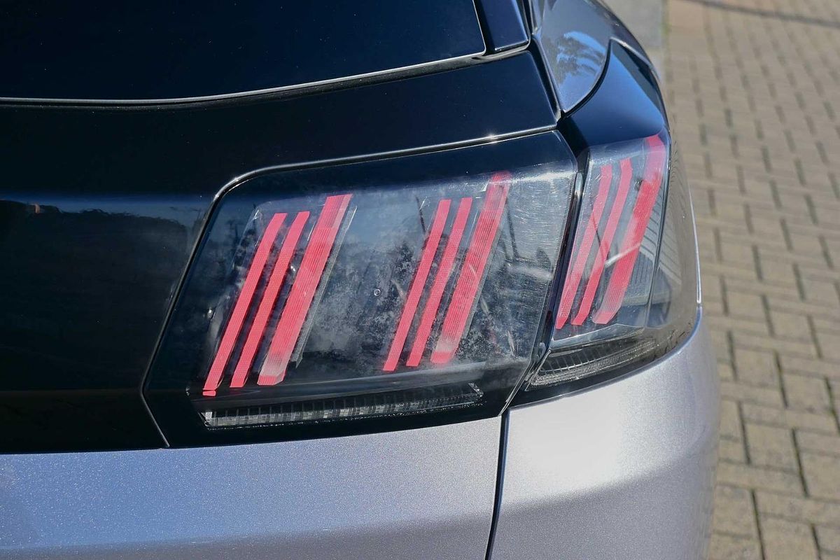 2021 Peugeot 3008 Allure P84