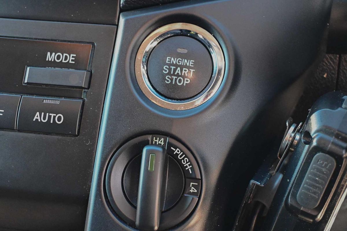 2014 Toyota Landcruiser GXL VDJ200R