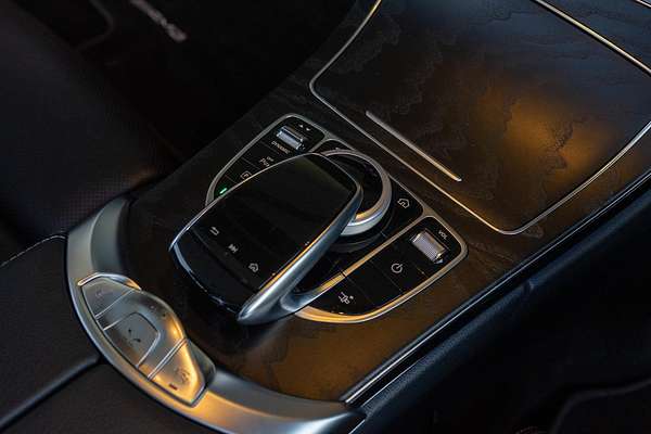 2021 Mercedes-Benz C-Class C200 A205