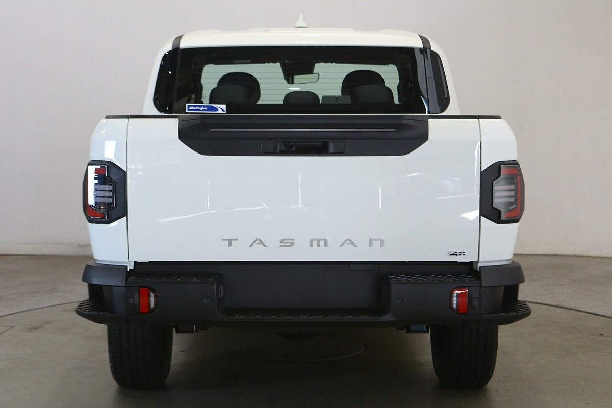 2025 Kia TASMAN SX