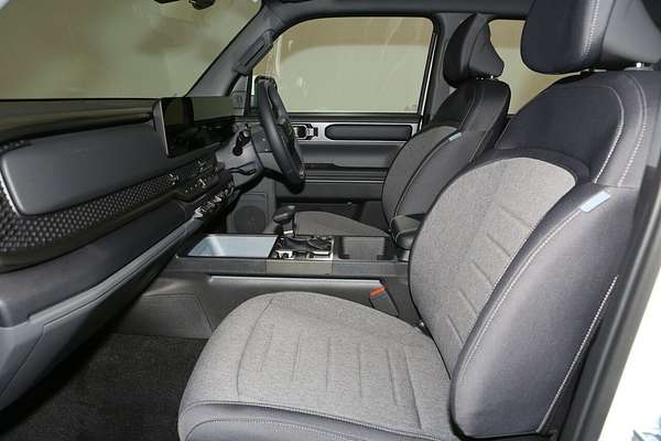 2025 Kia TASMAN SX