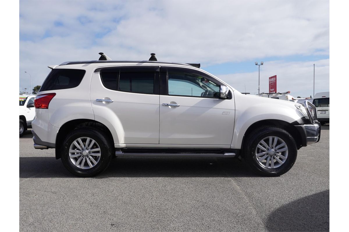 2017 Isuzu MU-X LS-T