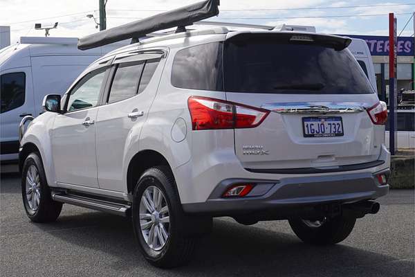 2017 Isuzu MU-X LS-T