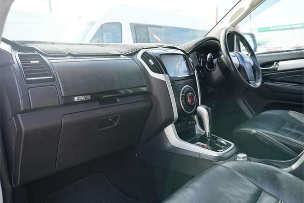 2017 Isuzu MU-X LS-T