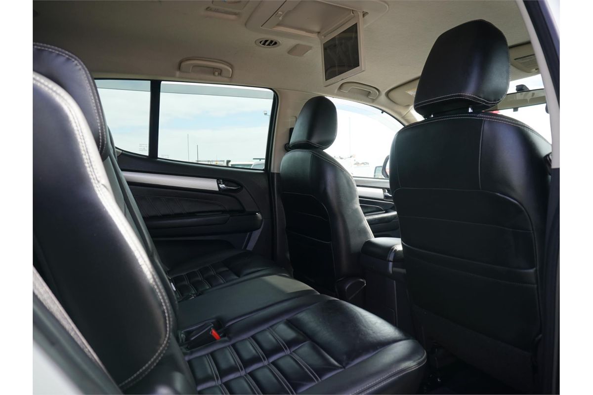 2017 Isuzu MU-X LS-T