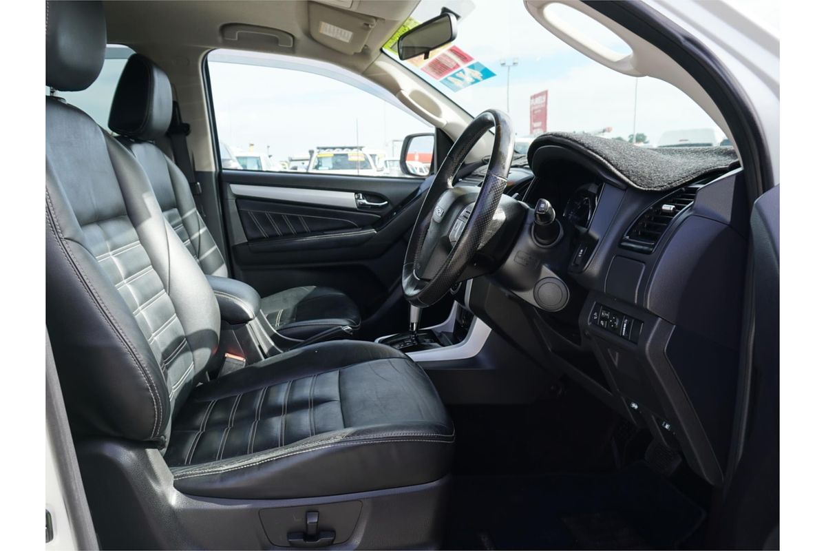 2017 Isuzu MU-X LS-T