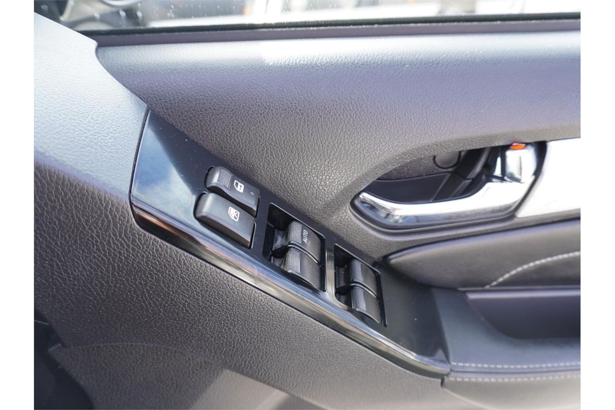 2017 Isuzu MU-X LS-T
