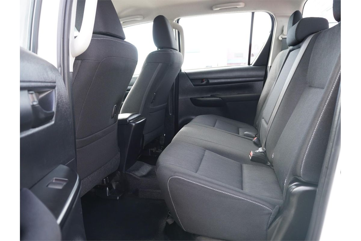 2020 Toyota Hilux SR GUN126R 4X4