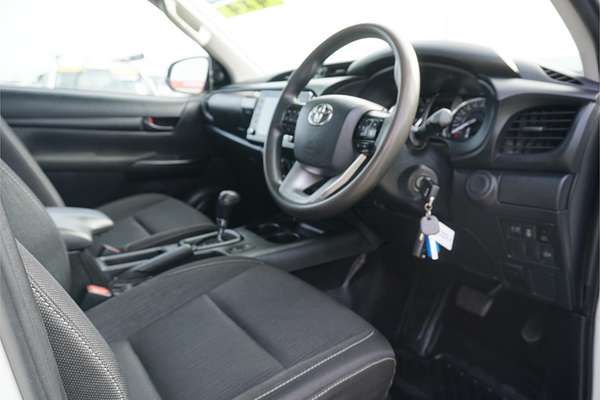2020 Toyota Hilux SR GUN126R 4X4