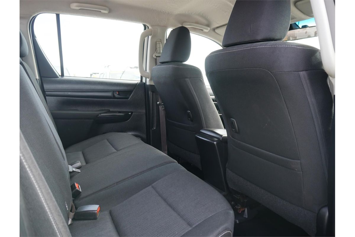 2020 Toyota Hilux SR GUN126R 4X4