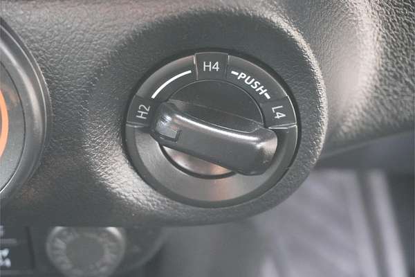 2020 Toyota Hilux SR GUN126R 4X4