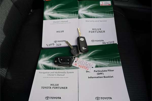 2020 Toyota Hilux SR GUN126R 4X4