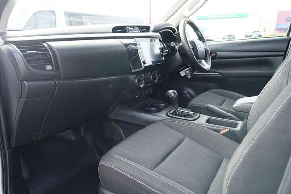 2020 Toyota Hilux SR GUN126R 4X4