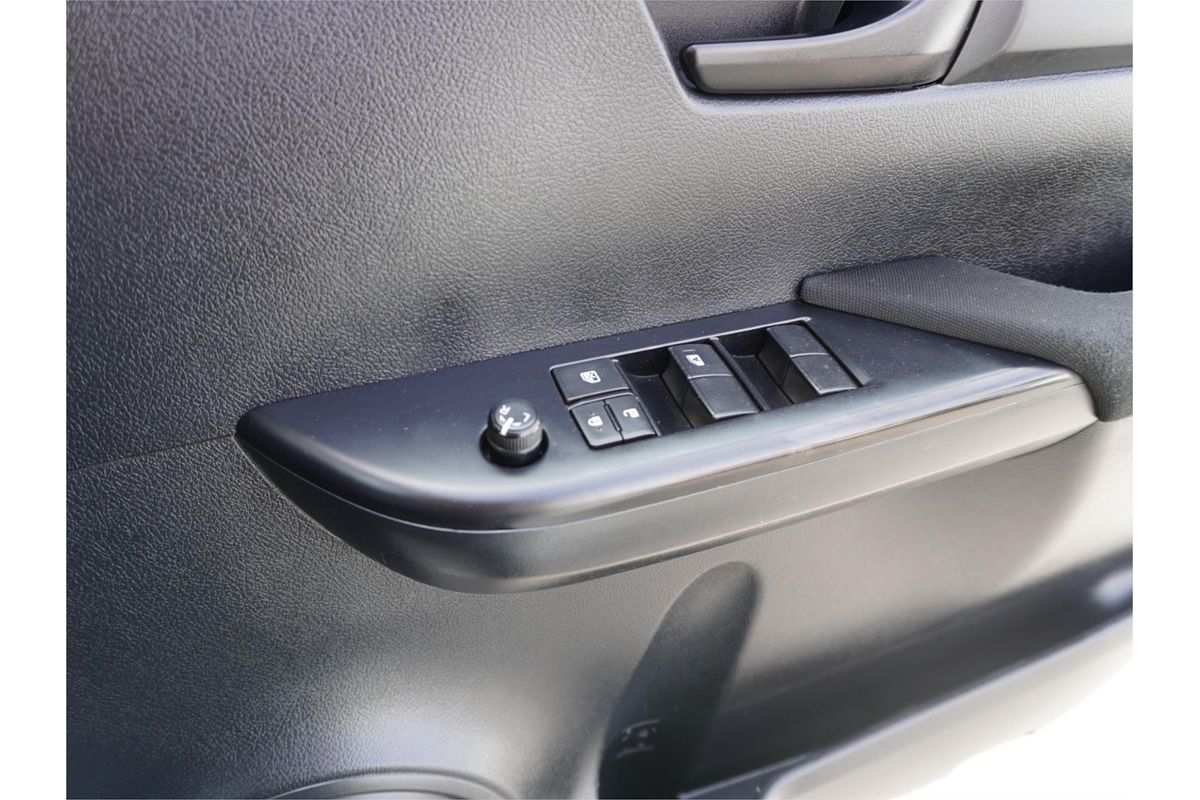 2020 Toyota Hilux SR GUN126R 4X4