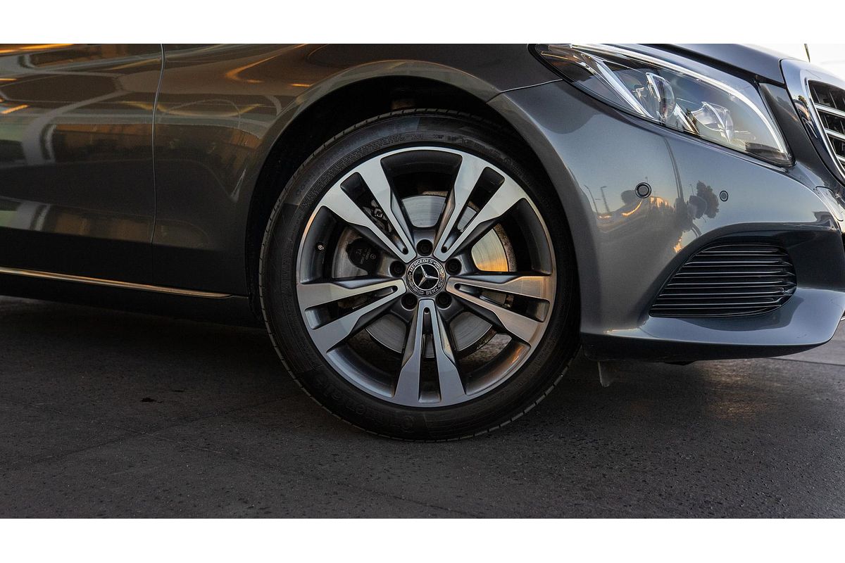 2017 Mercedes-Benz C-Class C300 W205