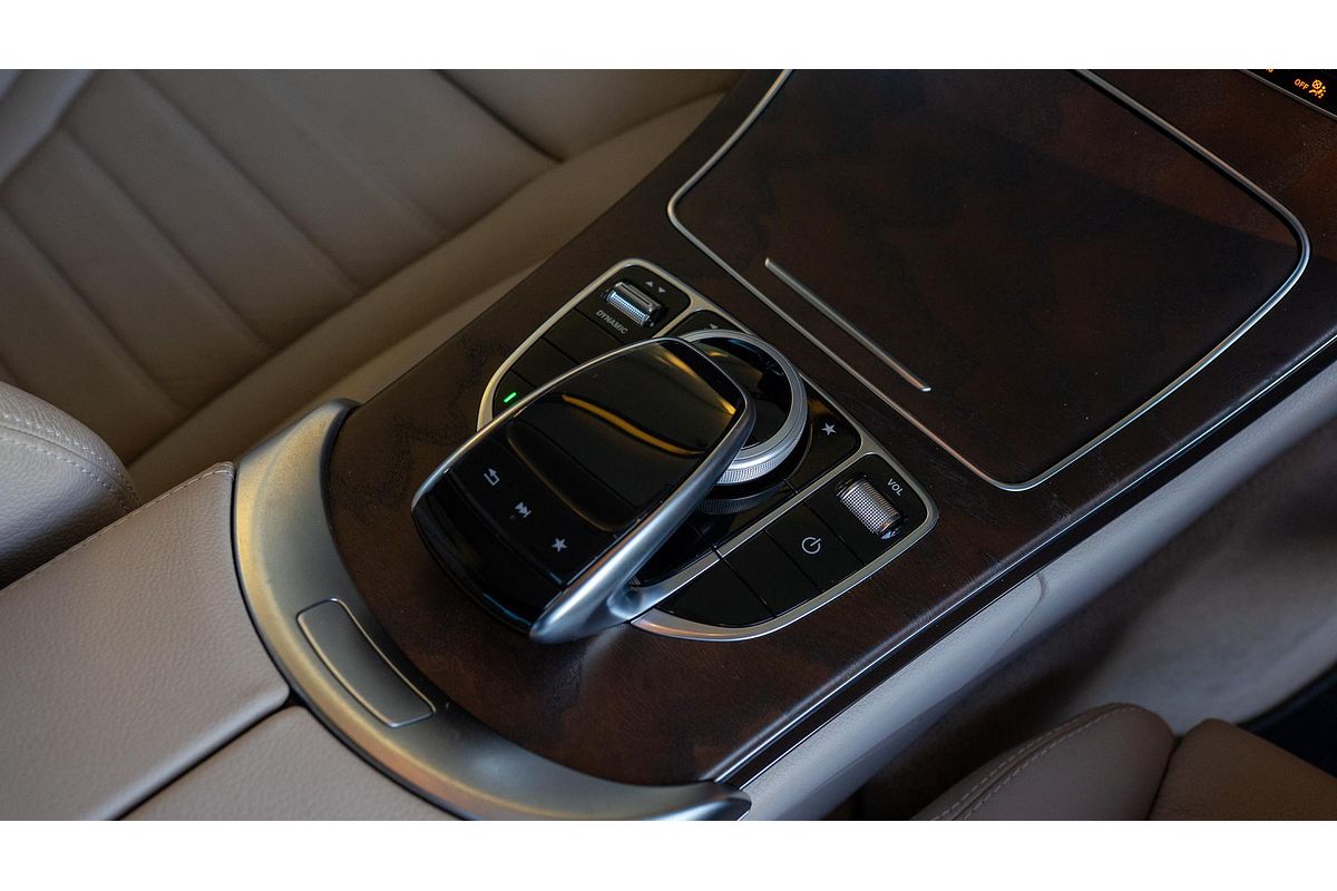 2017 Mercedes-Benz C-Class C300 W205