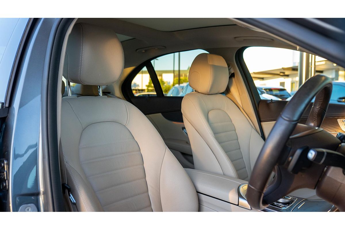 2017 Mercedes-Benz C-Class C300 W205