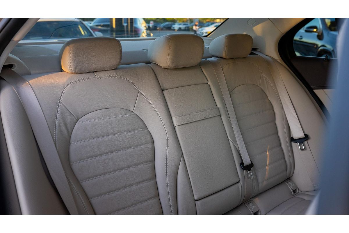 2017 Mercedes-Benz C-Class C300 W205