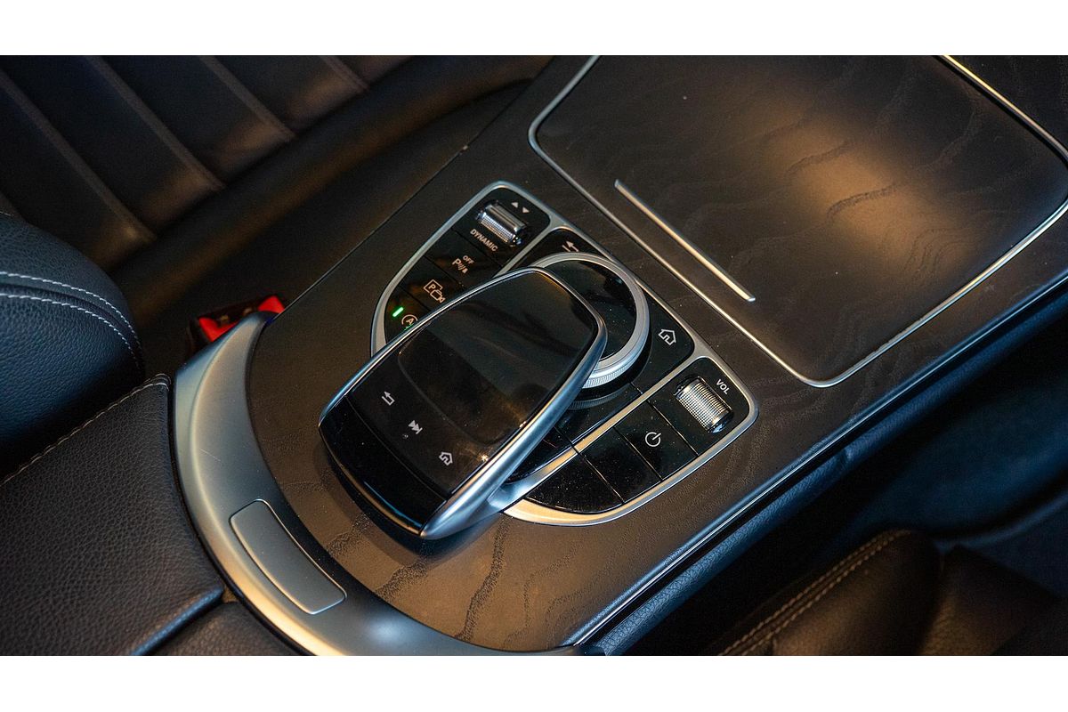 2018 Mercedes-Benz C-Class C300 W205