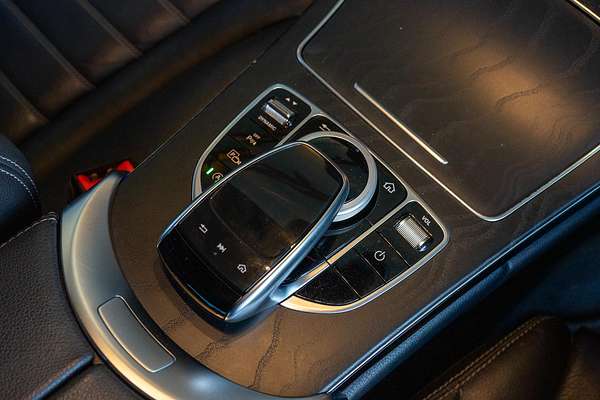 2018 Mercedes-Benz C-Class C300 W205