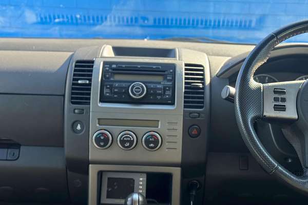 2008 Nissan Pathfinder ST-L R51
