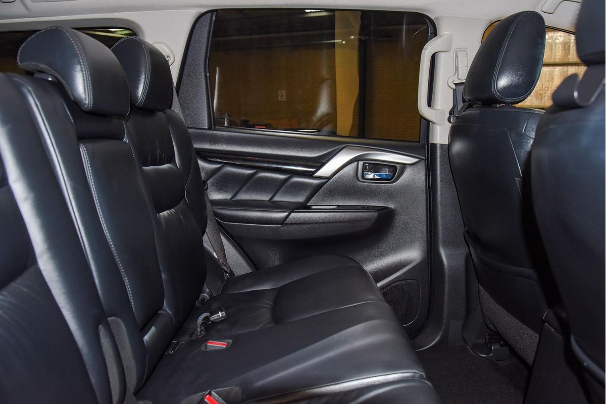 2017 Mitsubishi Pajero Sport Exceed QE