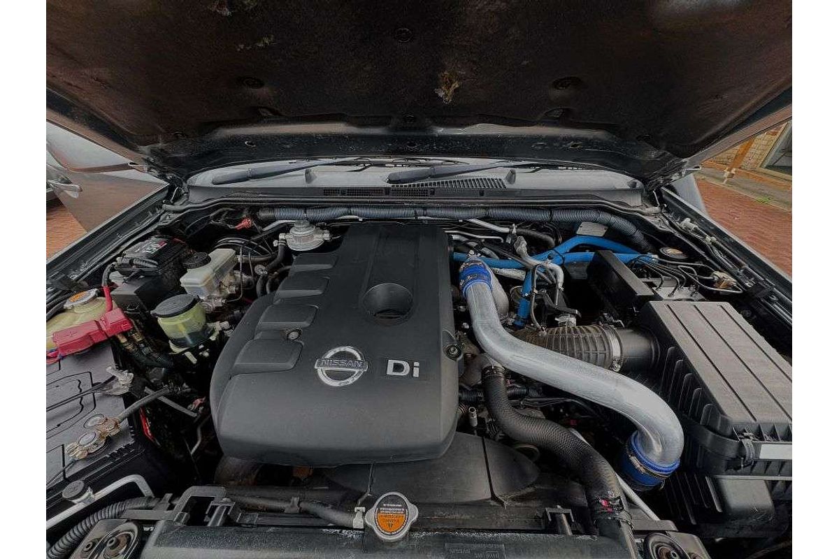 2010 Nissan Navara ST D40 4X4