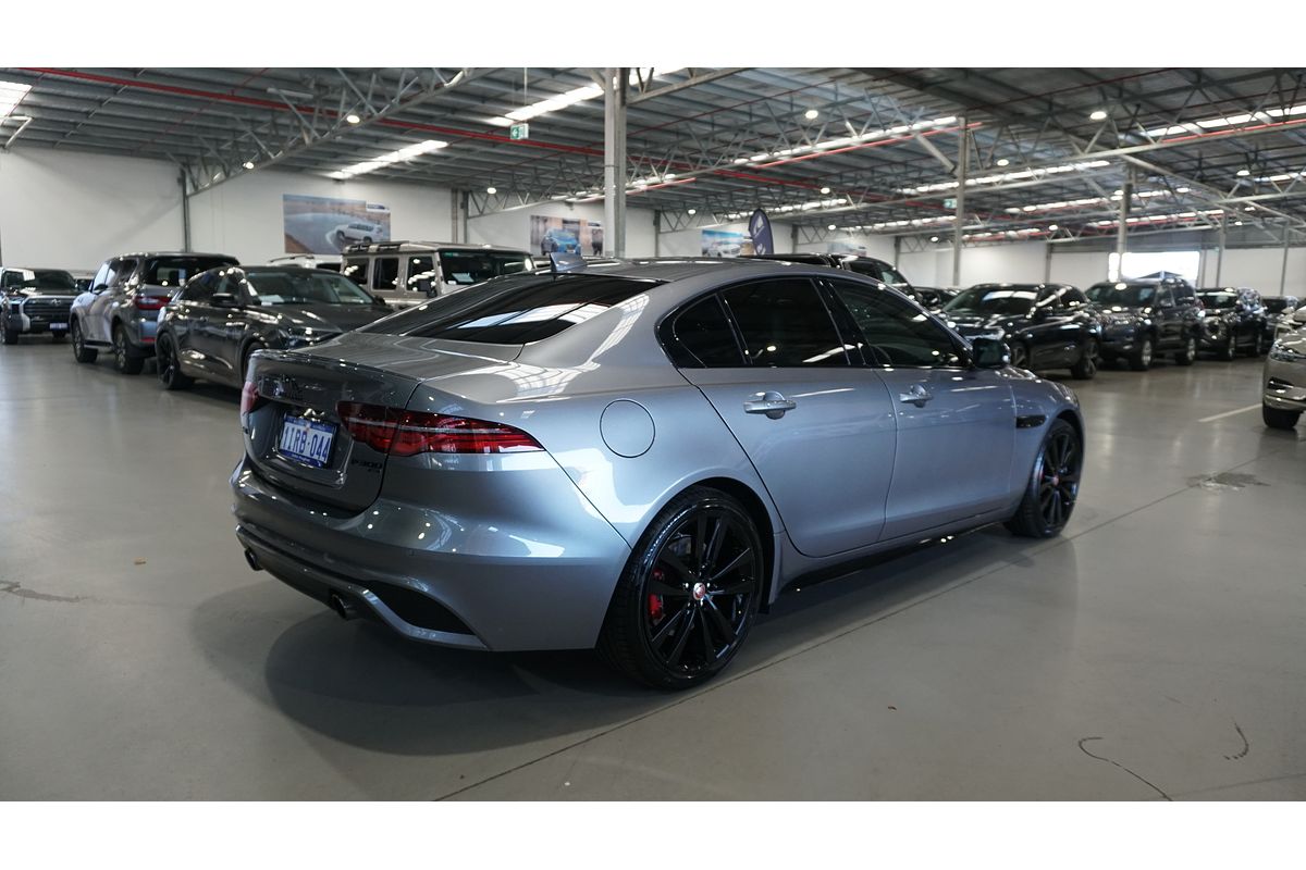 2022 Jaguar XE P300 R-Dynamic Black X760