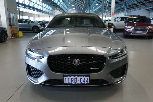 2022 Jaguar XE P300 R-Dynamic Black X760