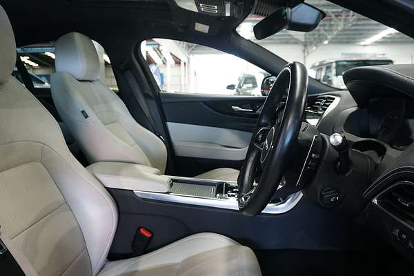 2022 Jaguar XE P300 R-Dynamic Black X760