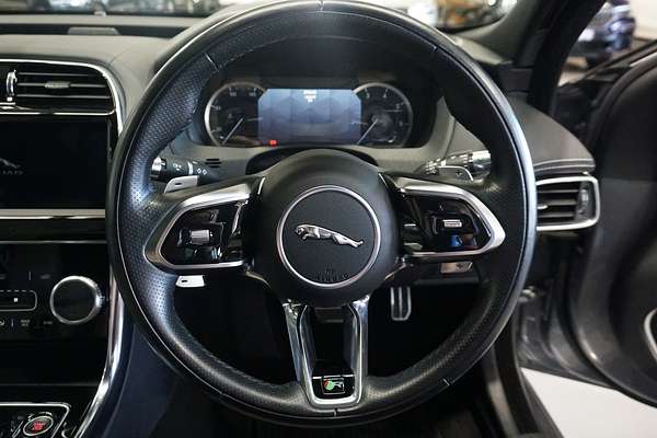 2022 Jaguar XE P300 R-Dynamic Black X760
