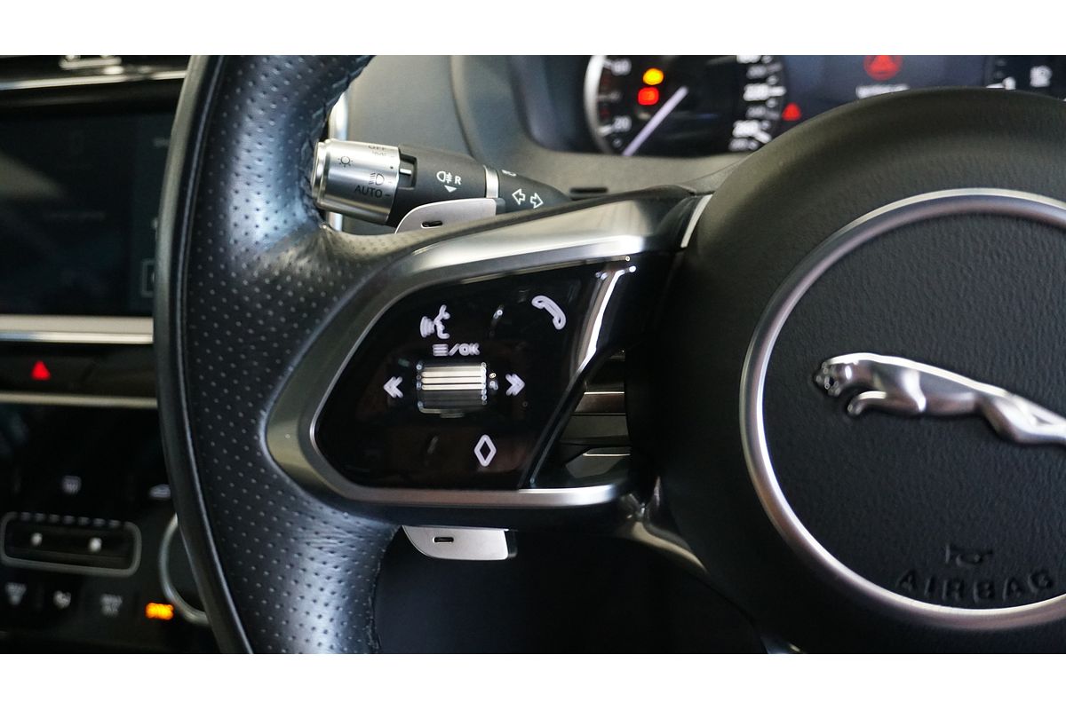 2022 Jaguar XE P300 R-Dynamic Black X760