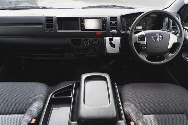 2017 Toyota Hiace Commuter TRH223R