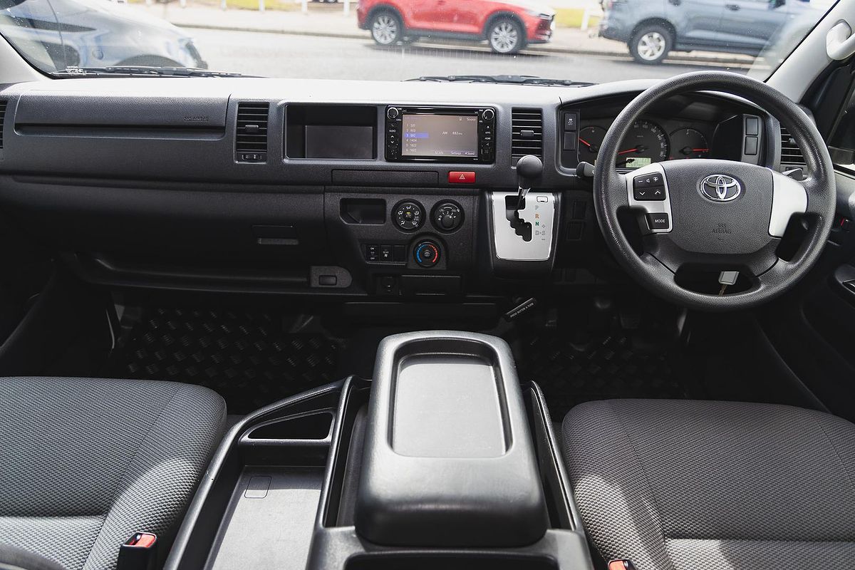 2017 Toyota Hiace Commuter TRH223R