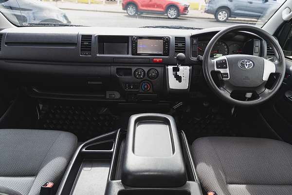 2017 Toyota Hiace Commuter TRH223R