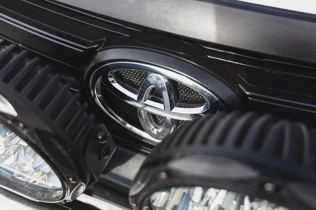2018 Toyota Hilux Workmate TGN121R Rear Wheel Drive