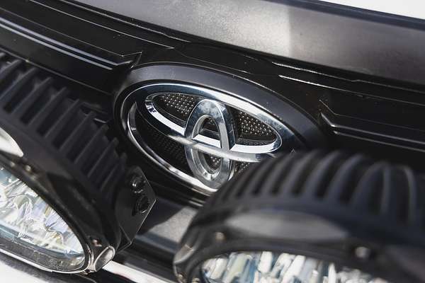 2018 Toyota Hilux Workmate TGN121R Rear Wheel Drive