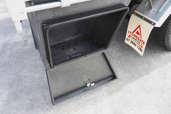 2018 Toyota Hilux Workmate TGN121R Rear Wheel Drive