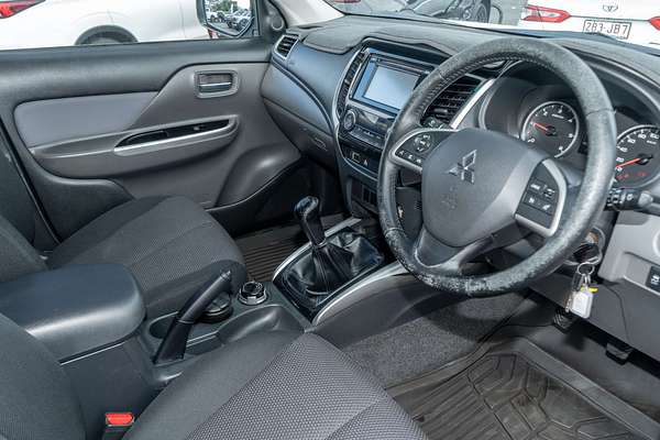 2015 Mitsubishi Triton GLS MQ 4X4