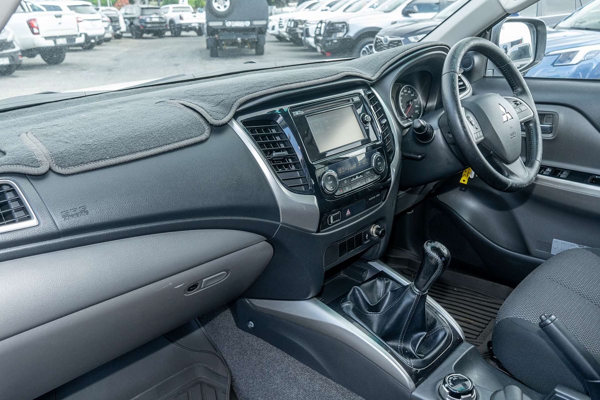 2015 Mitsubishi Triton GLS MQ 4X4