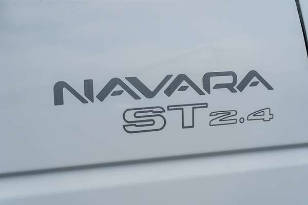 1993 Nissan Navara