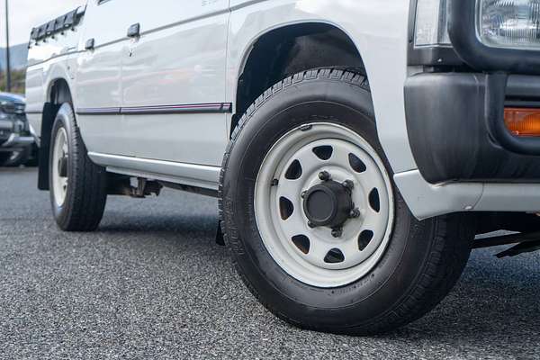 1993 Nissan Navara
