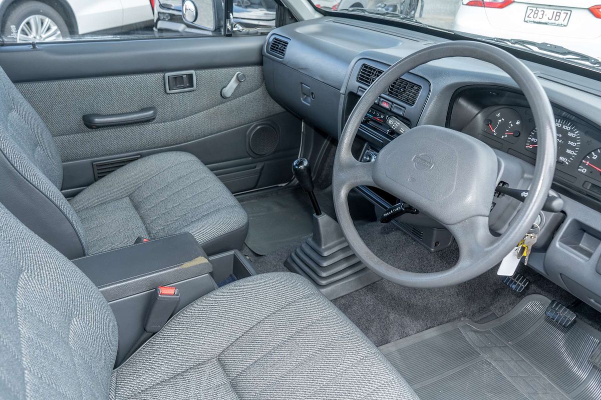 1993 Nissan Navara