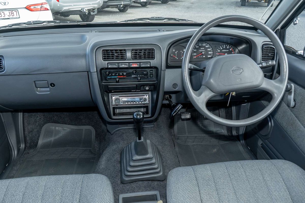 1993 Nissan Navara