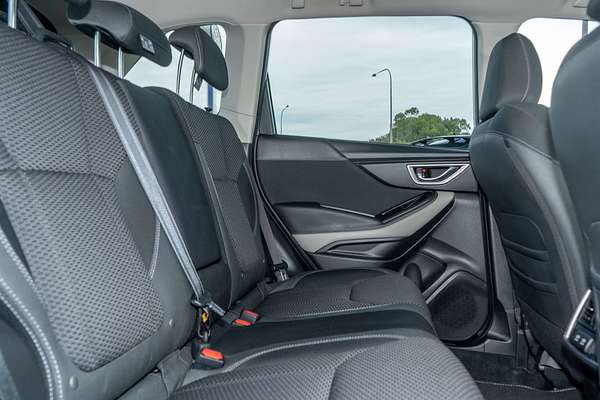 2023 Subaru Forester 2.5i Premium S5