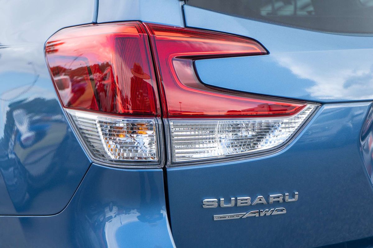2023 Subaru Forester 2.5i Premium S5
